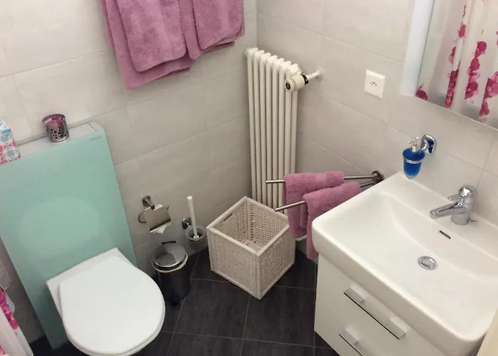 Sibylle By Fewotessin * Λοκάρνο