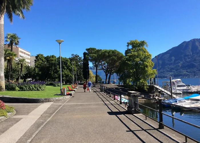 Sibylle By Fewotessin *